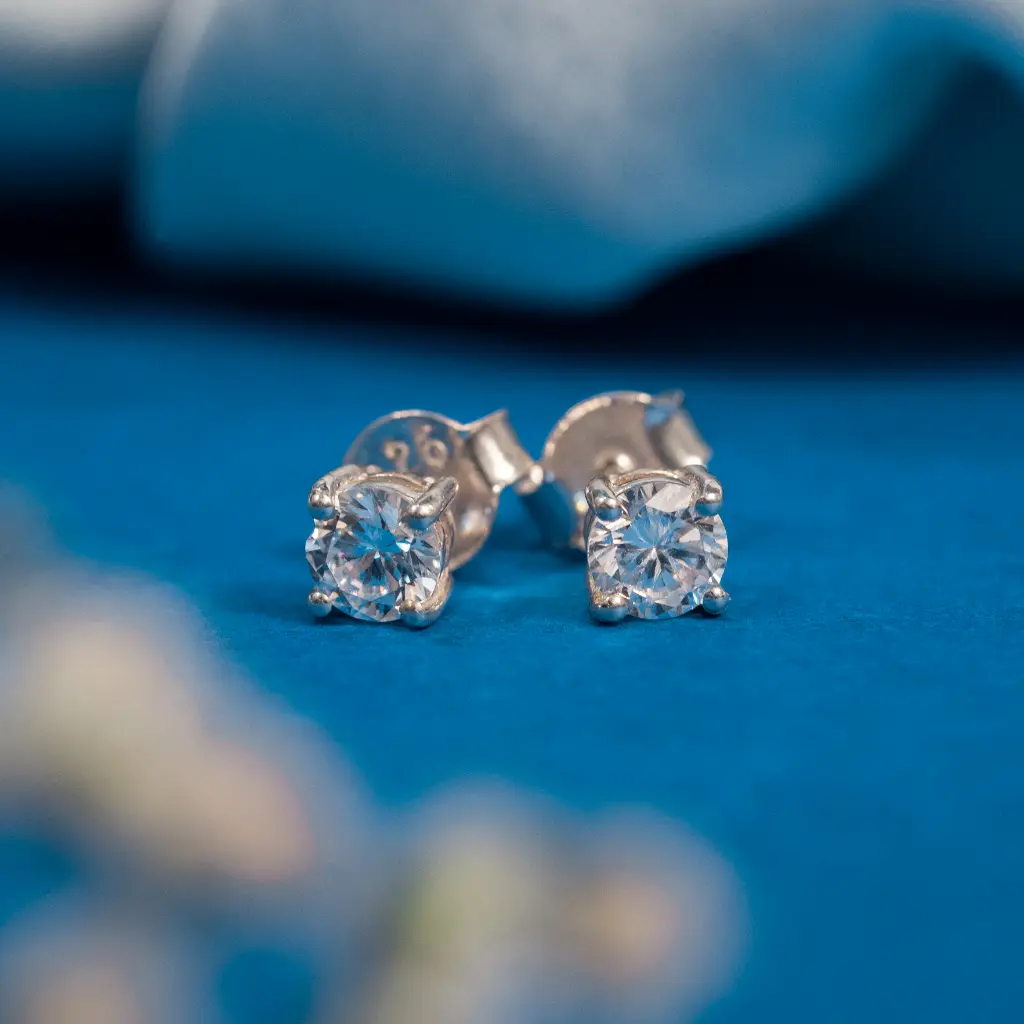 Zircon studs 