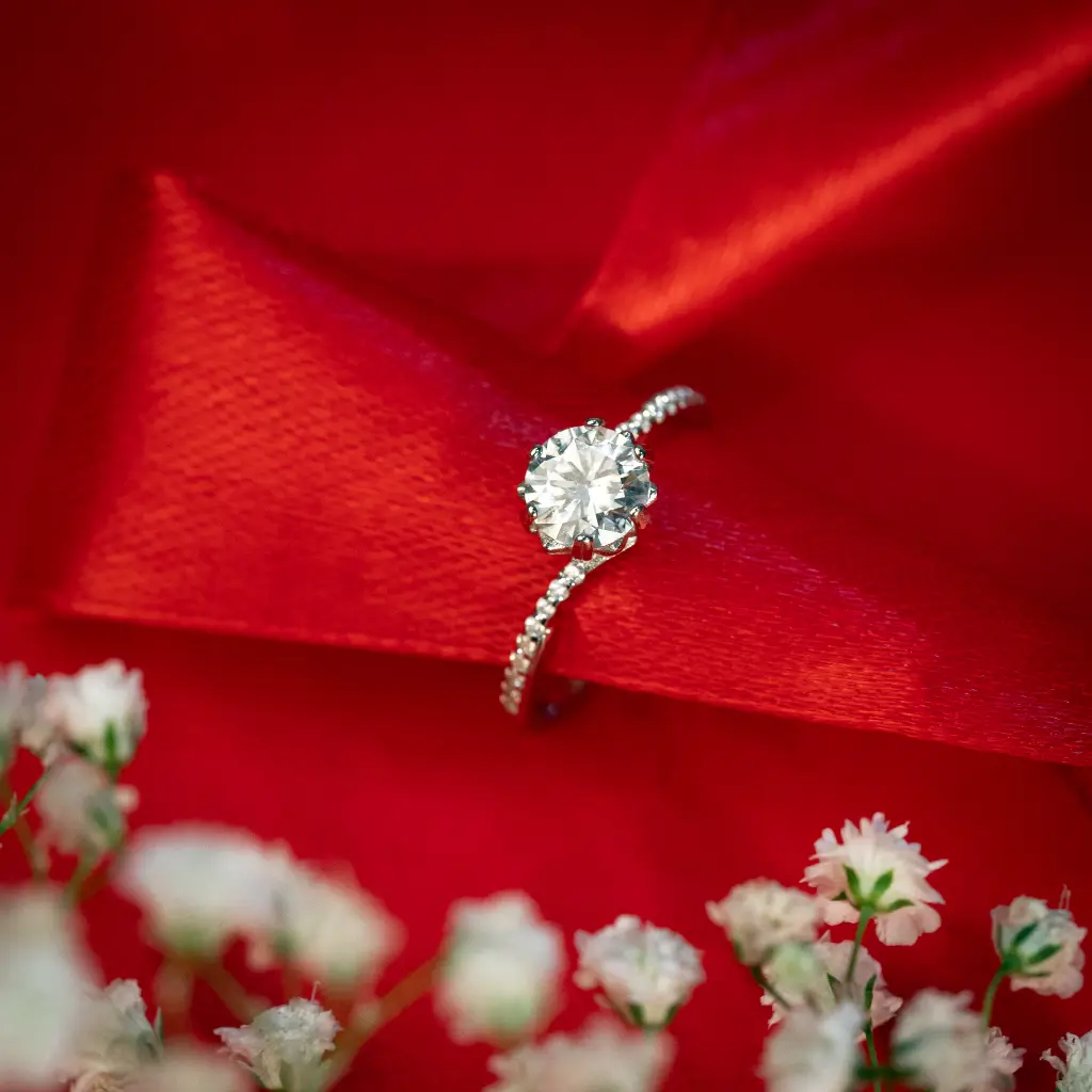Moissainite Ring