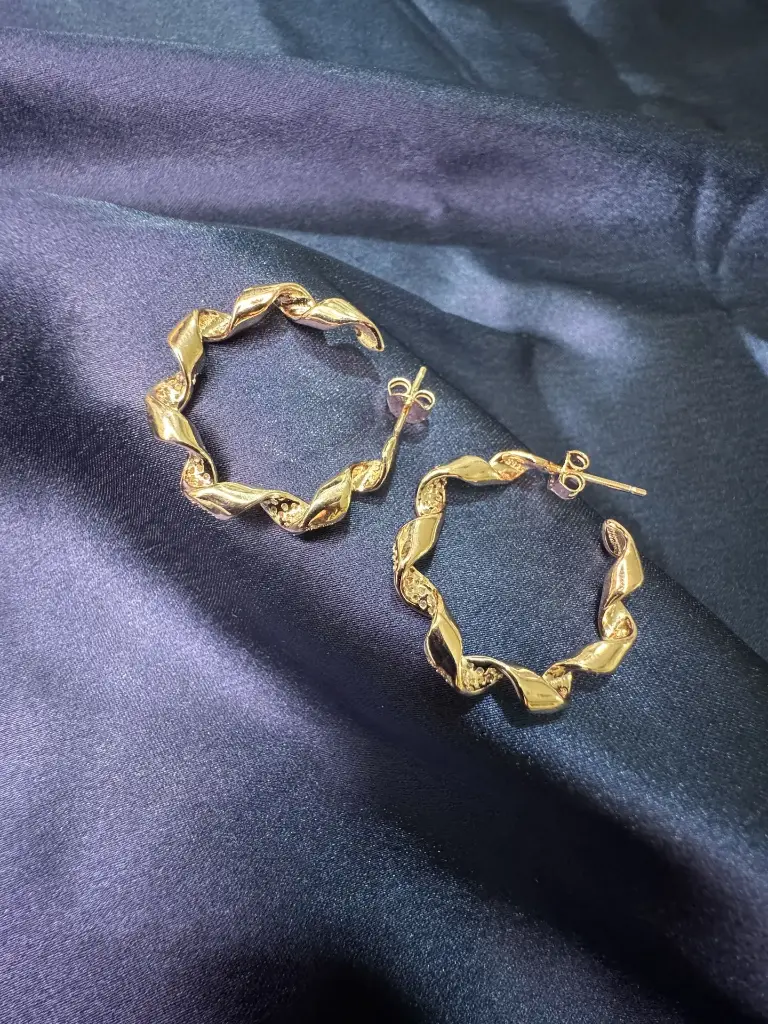 Hoops