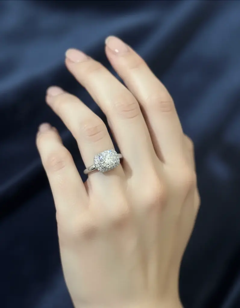 Zircon Ring