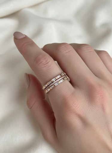 Triluxe Band Ring