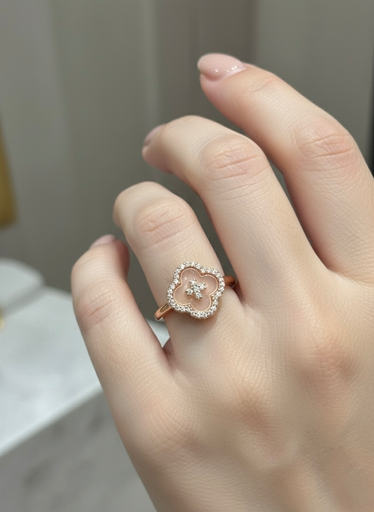 Van Cleef Ring